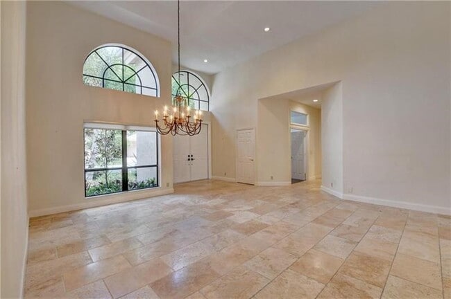 Foto del edificio - 2700 NW 49th St