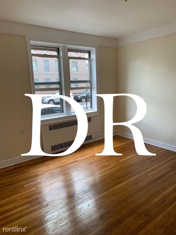 Foto principal - 8210 19th Ave
