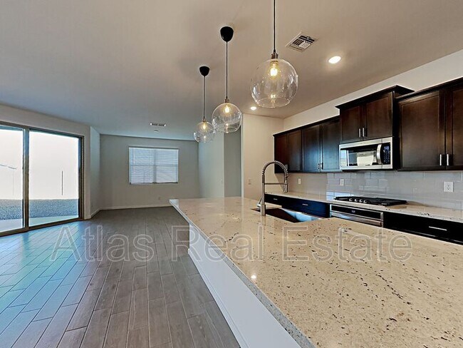 Building Photo - 4438 Bush Bean Way
