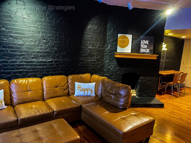 Foto del edificio - 8 N Boyle Ave