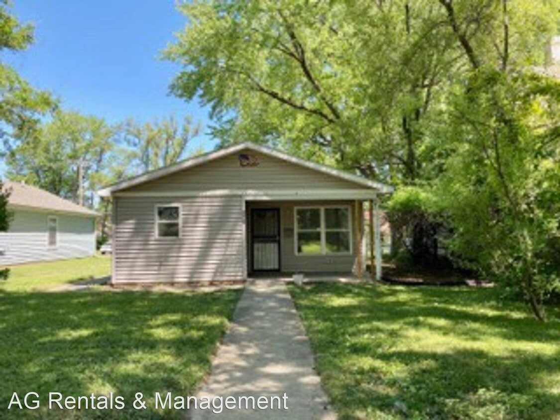 Primary Photo - 3 br, 1 bath House - 326 W Butler St