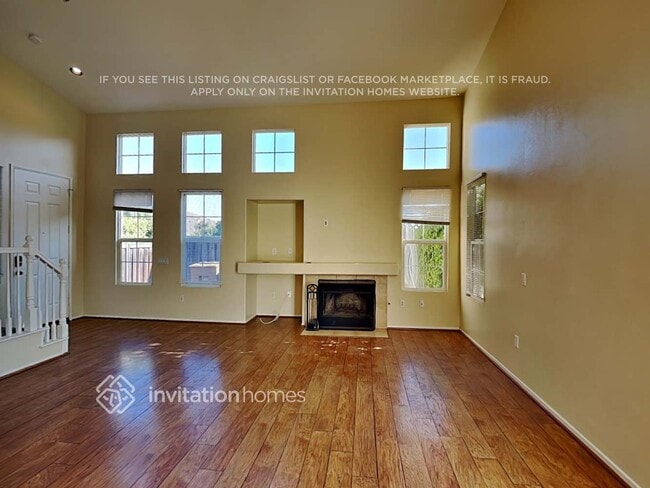 Building Photo - 154 W Shoshone St