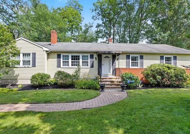 Foto del edificio - 3847 Quakerbridge Rd