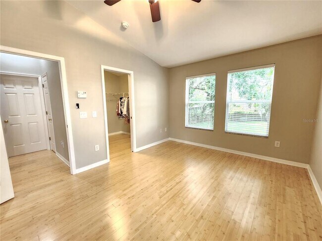 Building Photo - 116 Sawtooth Dr