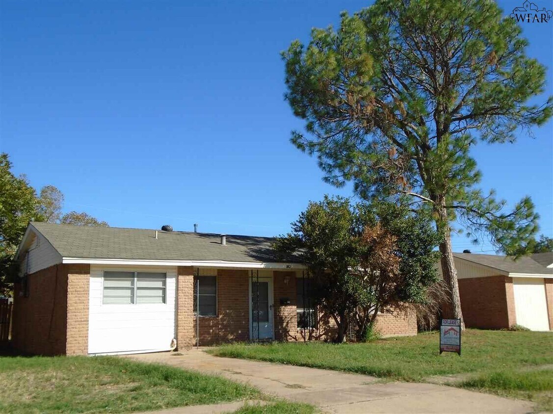Primary Photo - 5129 Parklane Dr