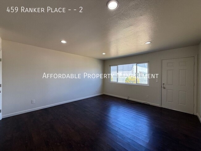Building Photo - 459 Ranker Pl
