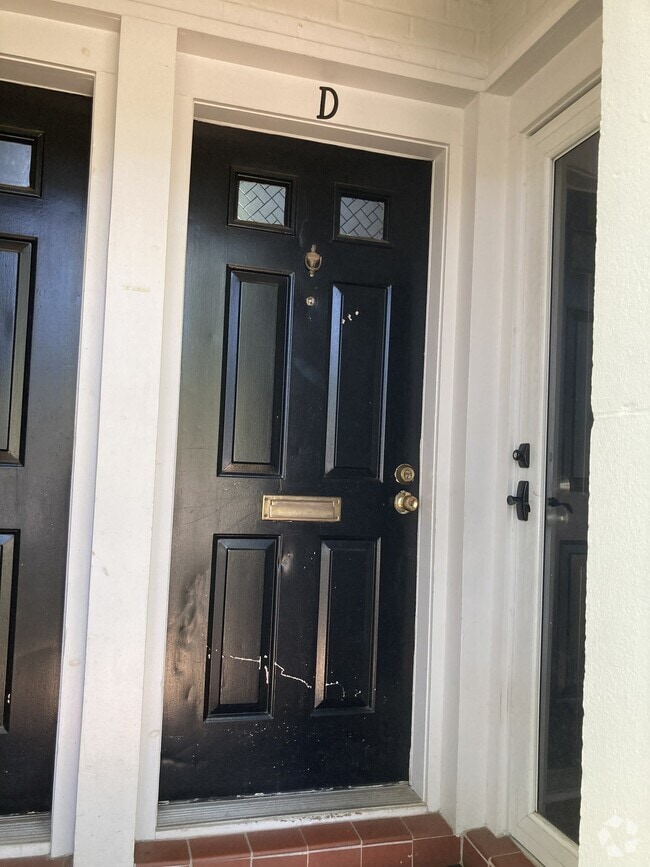 The Arlington Condominiums Apartments for Rent Arlington, VA 6