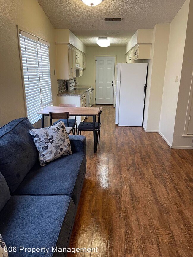Building Photo - 2 br, 2 bath House - 4755 2nd St