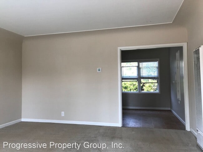 Building Photo - 2 br, 1 bath House - 1850 Laurel St.