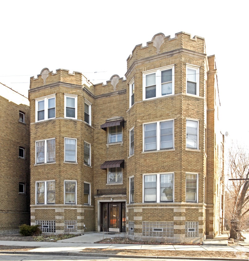 Building Photo - 6333 N Ridge Ave