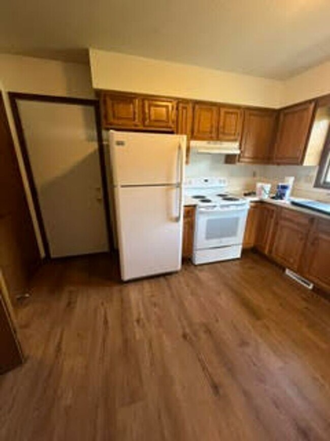 Building Photo - 664 Byers View Dr
