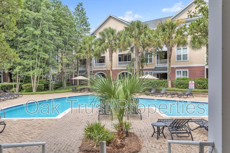 Foto principal - 100 Bucksley Ln