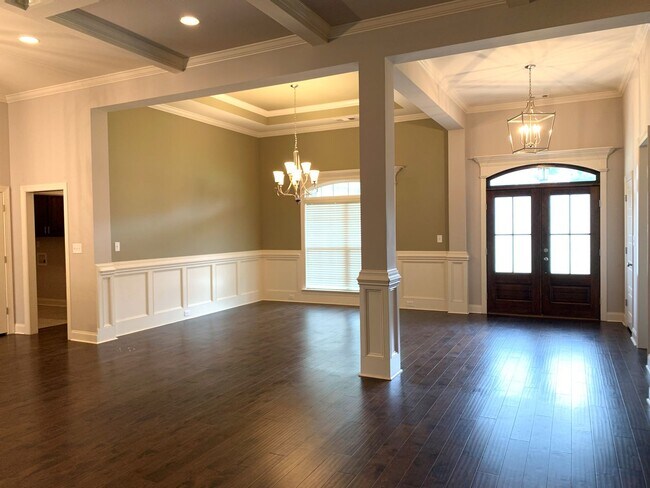 Foto del edificio - 4033 Coosa Dr