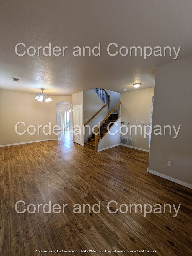 Foto del edificio - Gorgeous 2 Story, 4 Bedroom, 2.5 Bathroom, 3 Car Garage 2,358 Sq Ft. Home