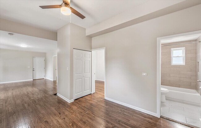 Foto del edificio - 2522 W Cortland St