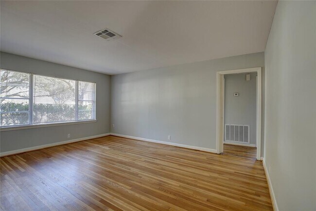 Foto del edificio - 6119 Beechnut St
