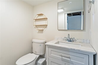 Building Photo - 1350 Bay Shore Blvd