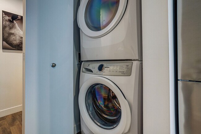 Photo du bâtiment - 375 Rue de la Concorde