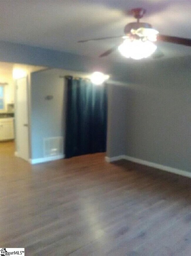 Building Photo - 24 Balfer Ct