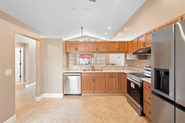 Building Photo - 707 Brightview Dr