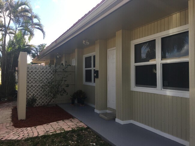 Foto del edificio - 2201 NE 2nd Ave