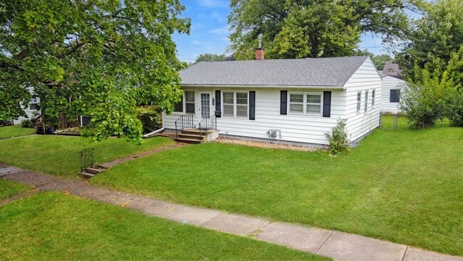 Building Photo - 1171 Bourland Ave