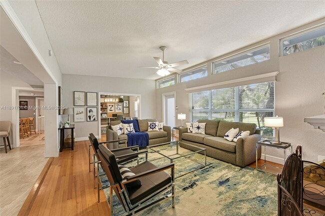 Foto del edificio - 1314 SW 20th St
