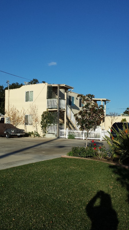 Building Photo - 539 N Ojai Rd
