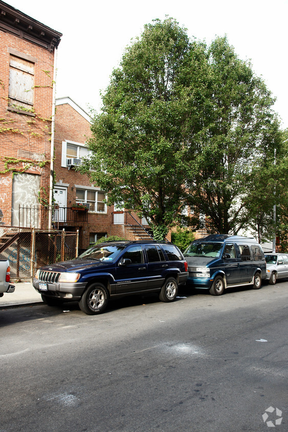 Primary Photo - Park Slope Flats Corp.