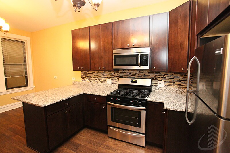 Foto principal - 1324 N Bosworth Ave