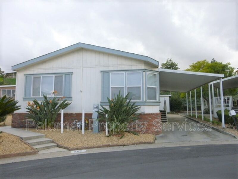 Primary Photo - 525 W El Norte Pkwy