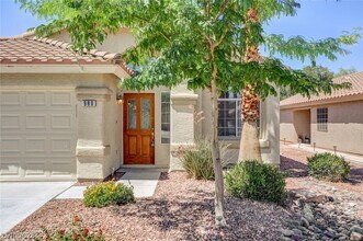 Building Photo - 980 Sand Coral Dr