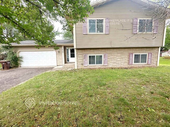 Building Photo - 14120 Rosewood Ln N