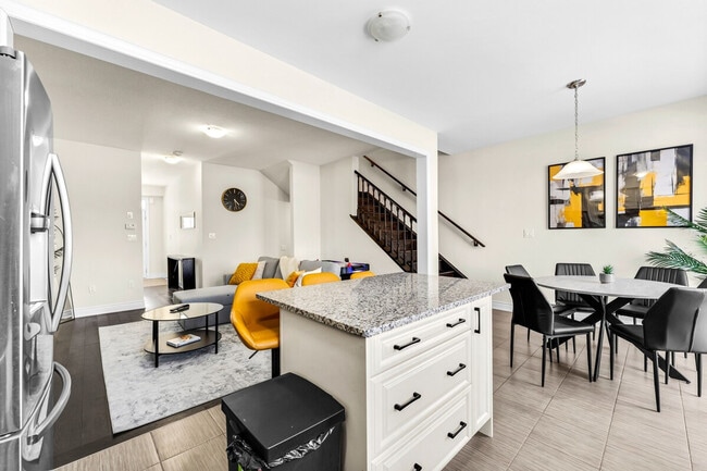 Building Photo - 30 Ever Sweet Wy