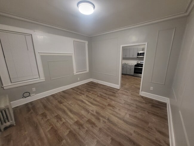 Foto del edificio - 100-102 Grand Ave