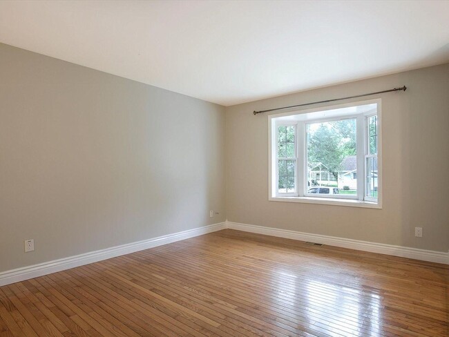 Foto del edificio - 606 W Jefferson St