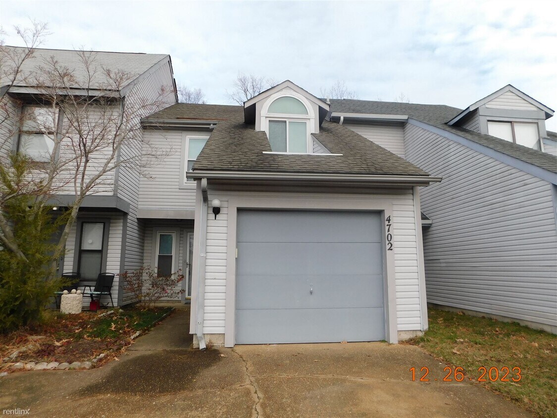 Primary Photo - 3 br, 2.5 bath Townhome - 4702 Woodglen Ct