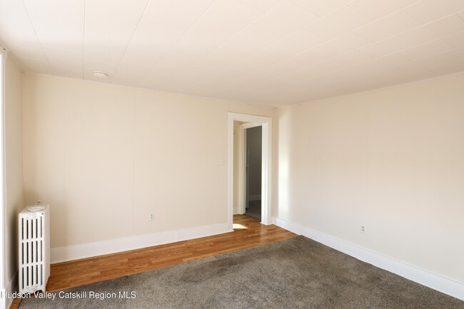 Building Photo - 180 Broadway