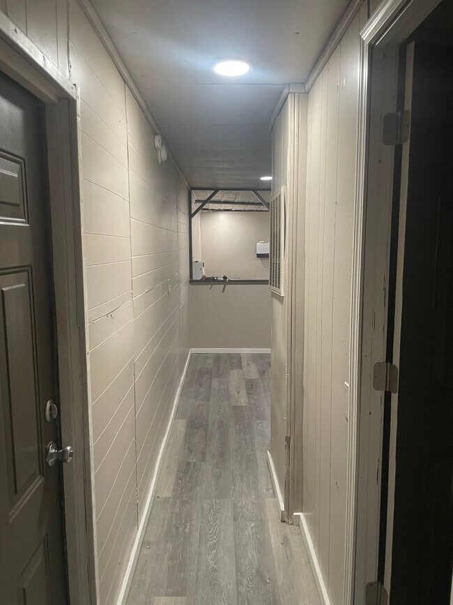 Foto del edificio - Two Bedroom One Bath Manufactured Home in Huntington