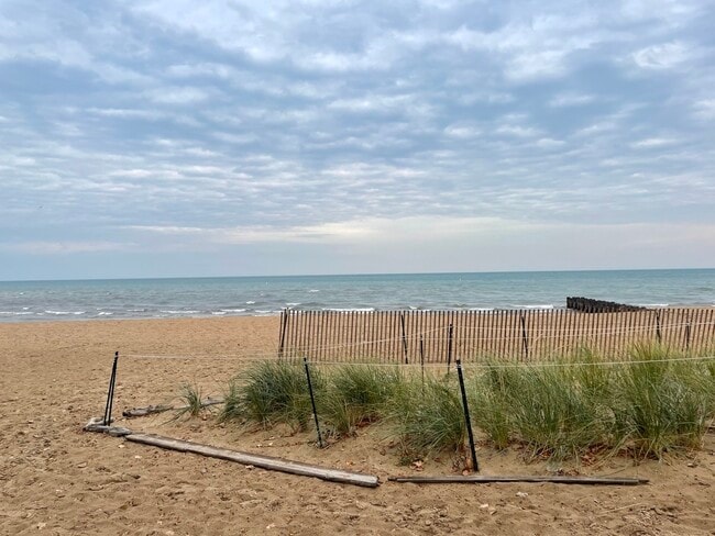 Building Photo - 1057 W Columbia Ave