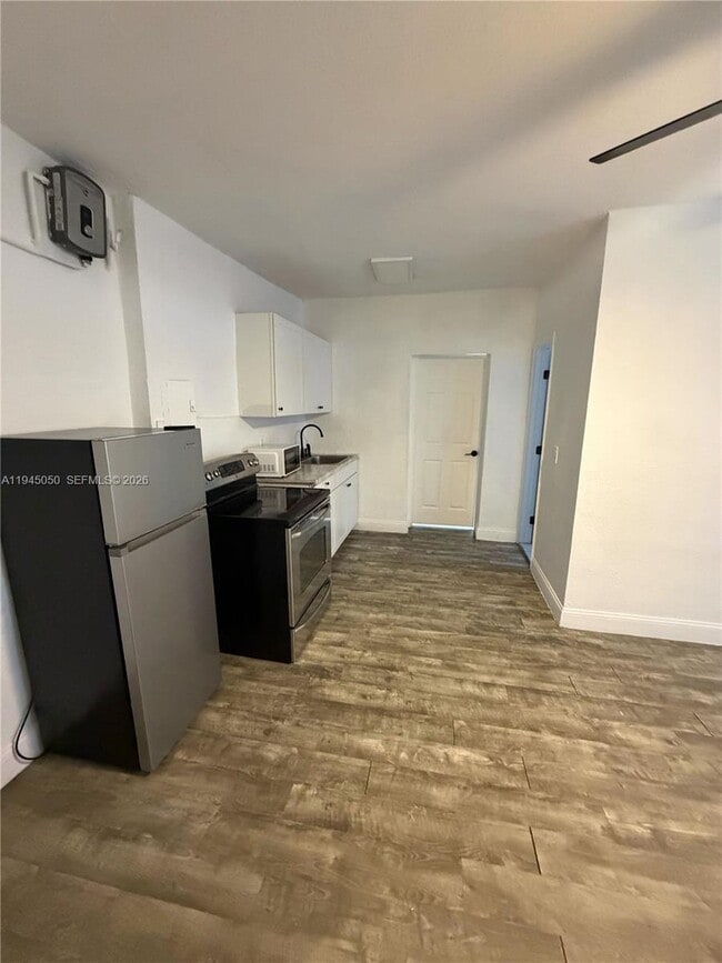 Foto del edificio - 850 NW 2nd St