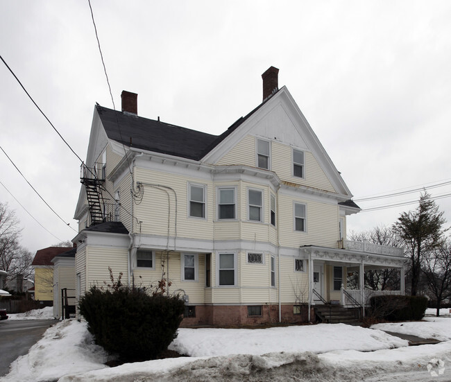 Building Photo - 1871 Broad St