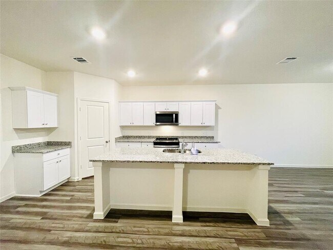 Building Photo - 1057 Lacebark Pne Ln