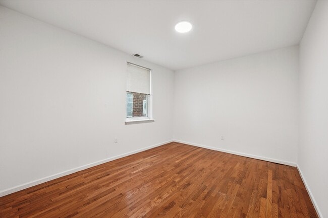 Foto del edificio - 1629 Germantown Ave