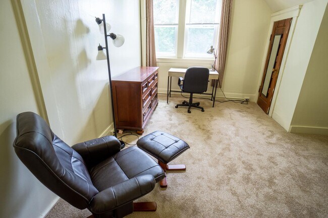 Foto del edificio - 113 Comstock Pl