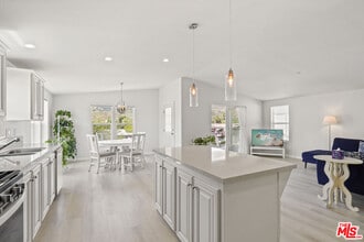 Building Photo - 30473 Mulholland Hwy