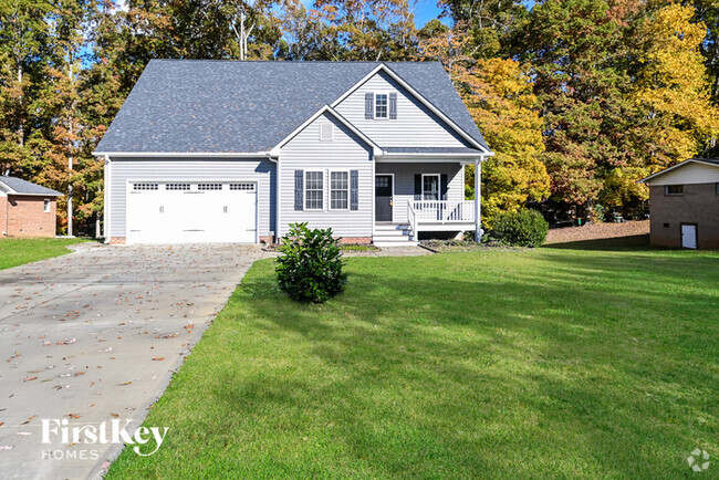 Building Photo - 203 Montclair Dr