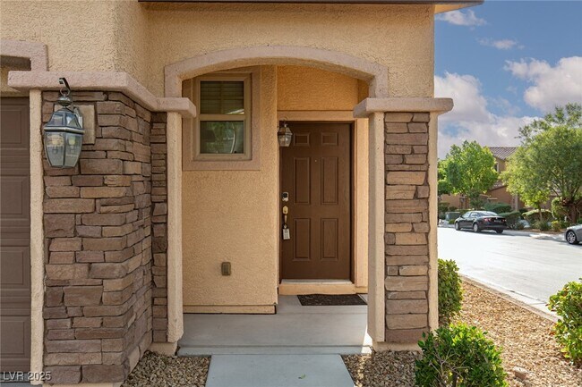 Foto del edificio - 888 Royal Amethyst Way