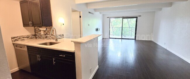 Photo - 1433 N Williams St Apartment