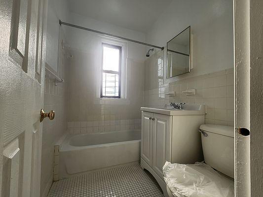 Foto del edificio - 1 bedroom in Bronx NY 10463